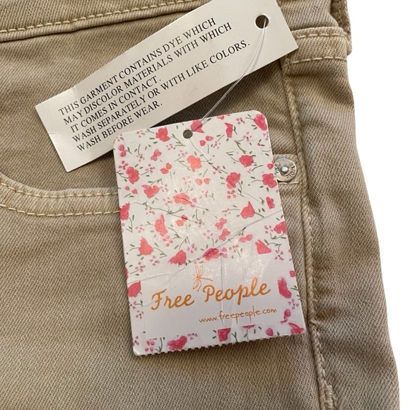 The Free People High Rise Busted Khaki Distressed Skinny Jeans-Size 31 -NWT - Picture 10 of 12